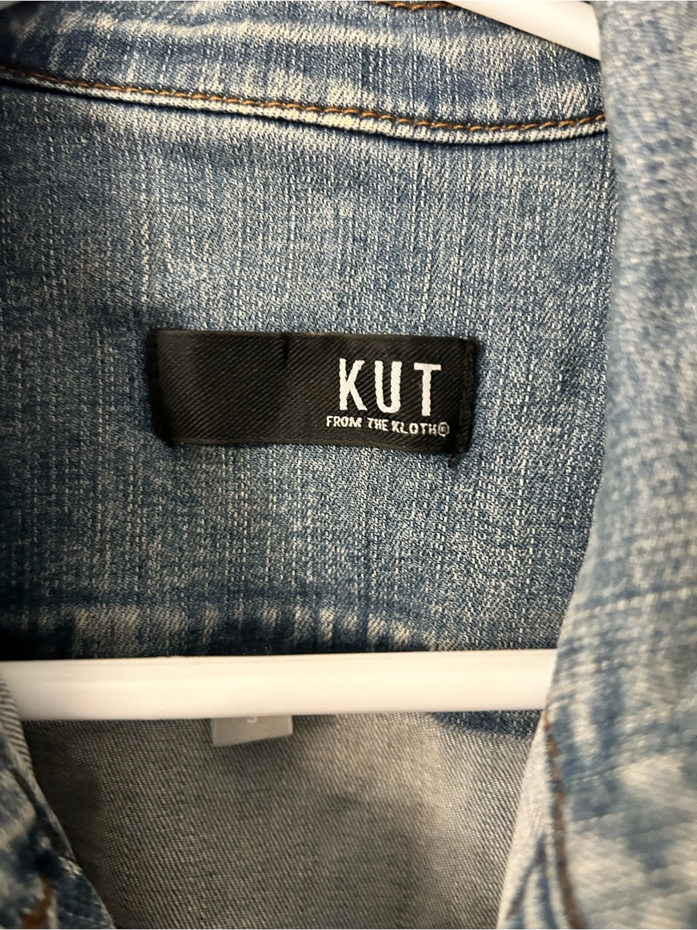 Kut from the Kloth classic Kara Blue Denim Jacket - Women's Casual Trucker - Picture 7 of 11